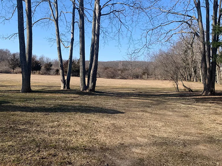 8325 Main Rd — Photo 29