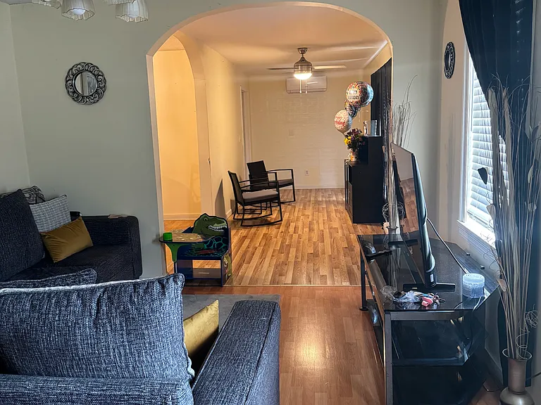 622 Leahy Cir — Photo 3