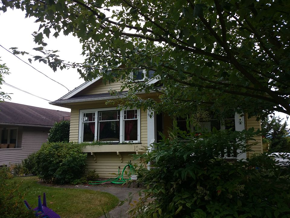 2nd image of 5825 3rd Ave NW