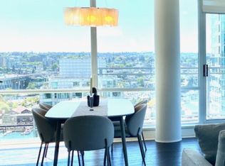 1455 Howe St #2204, Vancouver, BC V6Z1C2