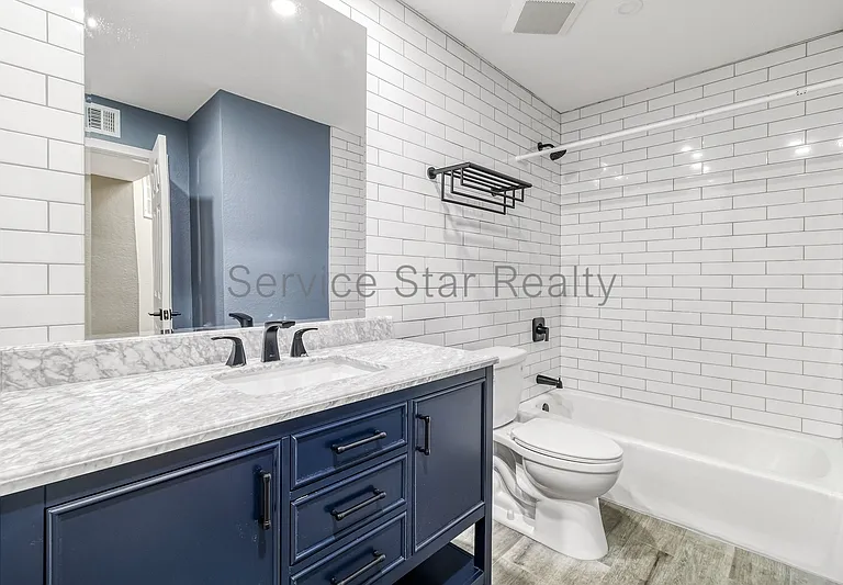 7318 N 43rd Ln — Photo 6