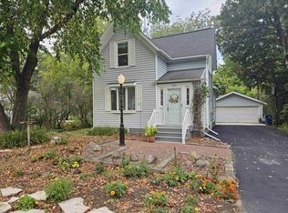 375 E Iola St, Iola, WI 54945