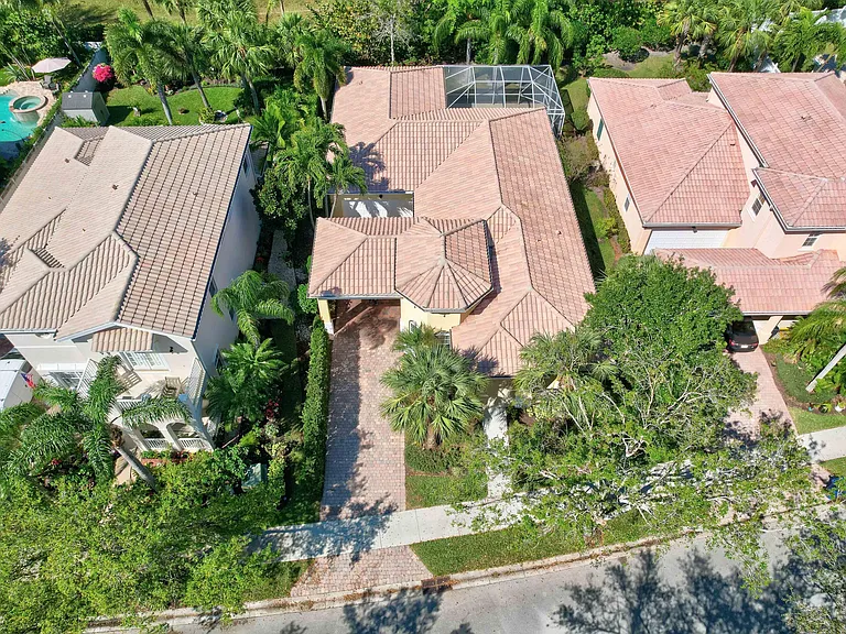 256 San Remo Dr — Photo 45