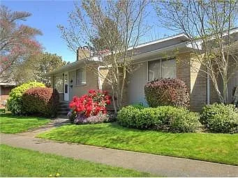 2 bed, 885 sqft, $1,900 — Photo 2