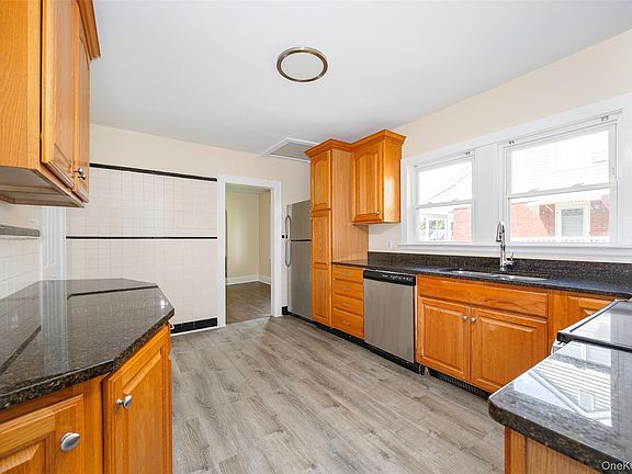 3rd image of 68 Clark St #1N