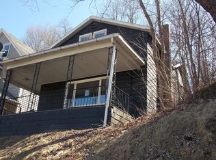 220 E 3rd St, Corning, NY 14830