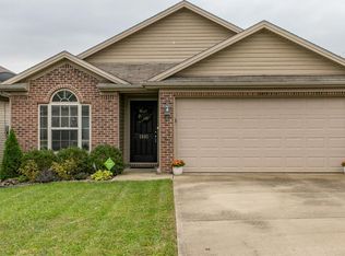 1881 Millbank Rd, Lexington, KY 40511