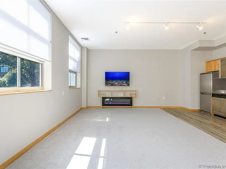 10 Ann St #108 — Photo 11
