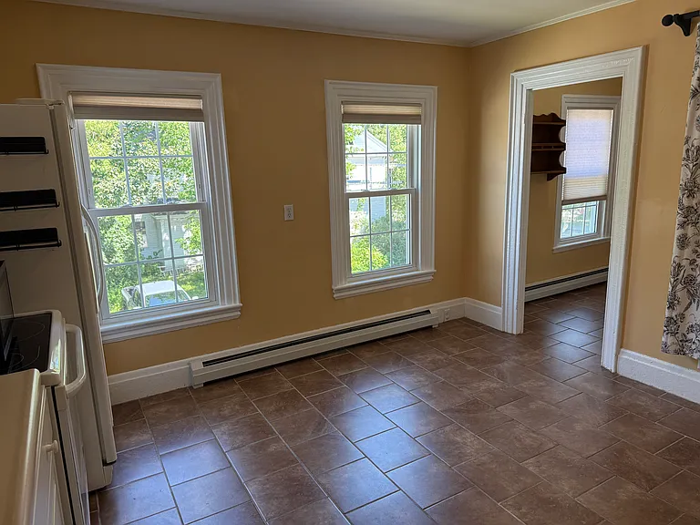 331 Main St #2 — Photo 5