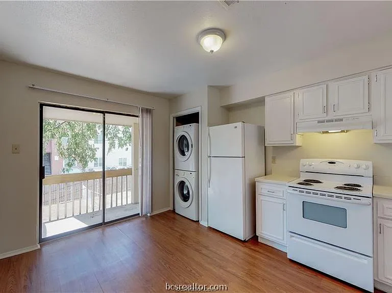 307 Manuel Dr #C — Photo 7