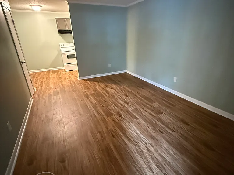 Lakewood Apartments — Photo 23