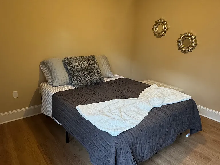 Bedroom #1