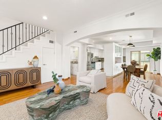 822 N McCadden Pl, Los Angeles, CA