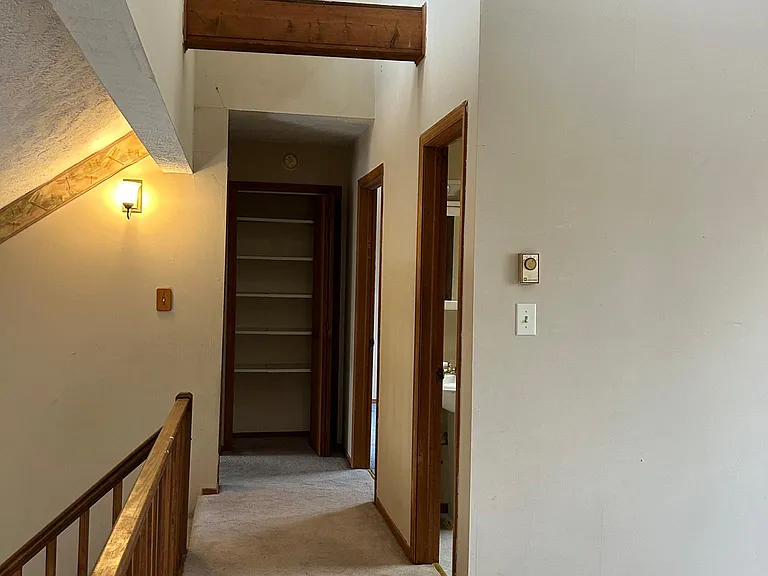 709 Edgewood Rd #1 — Photo 17