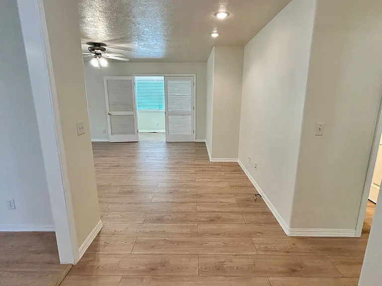 607 Desta St — Photo 4