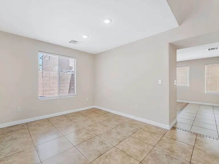 5078 Tioga Pass Ave — Photo 5
