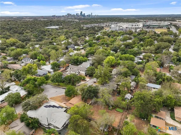 4712 Finley Dr, Austin, TX 78731