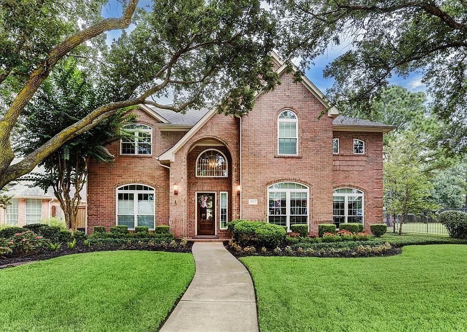 1st image of 5523 Island Breeze Dr