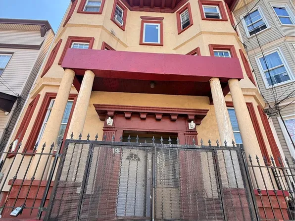 133 Wilkinson Avenue image 1 of 7