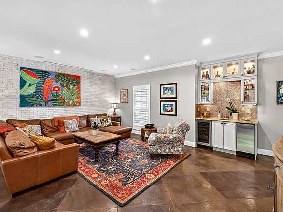 5th image of 4691 Pebble Bay Cir