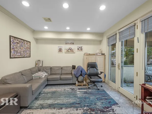 1440 East 19th Street image 7 of 20