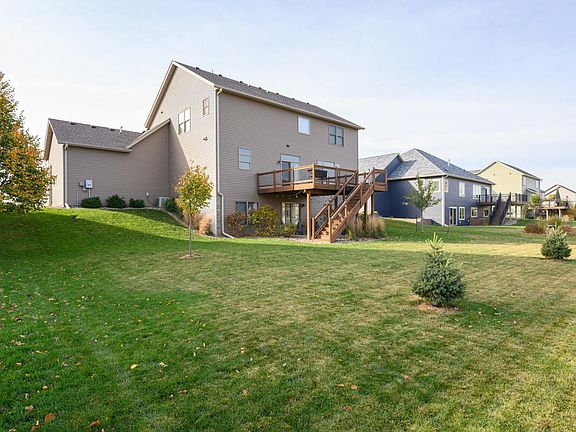 3rd image of 1451 Echo Ridge St SW