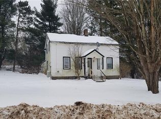 728 Silk Rd, Fulton, NY 13069