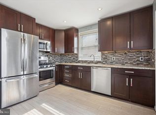 2122 Loney St, Philadelphia, PA 19152