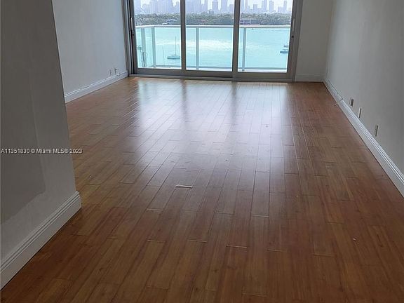 5th image of 1000 West Ave APT 818