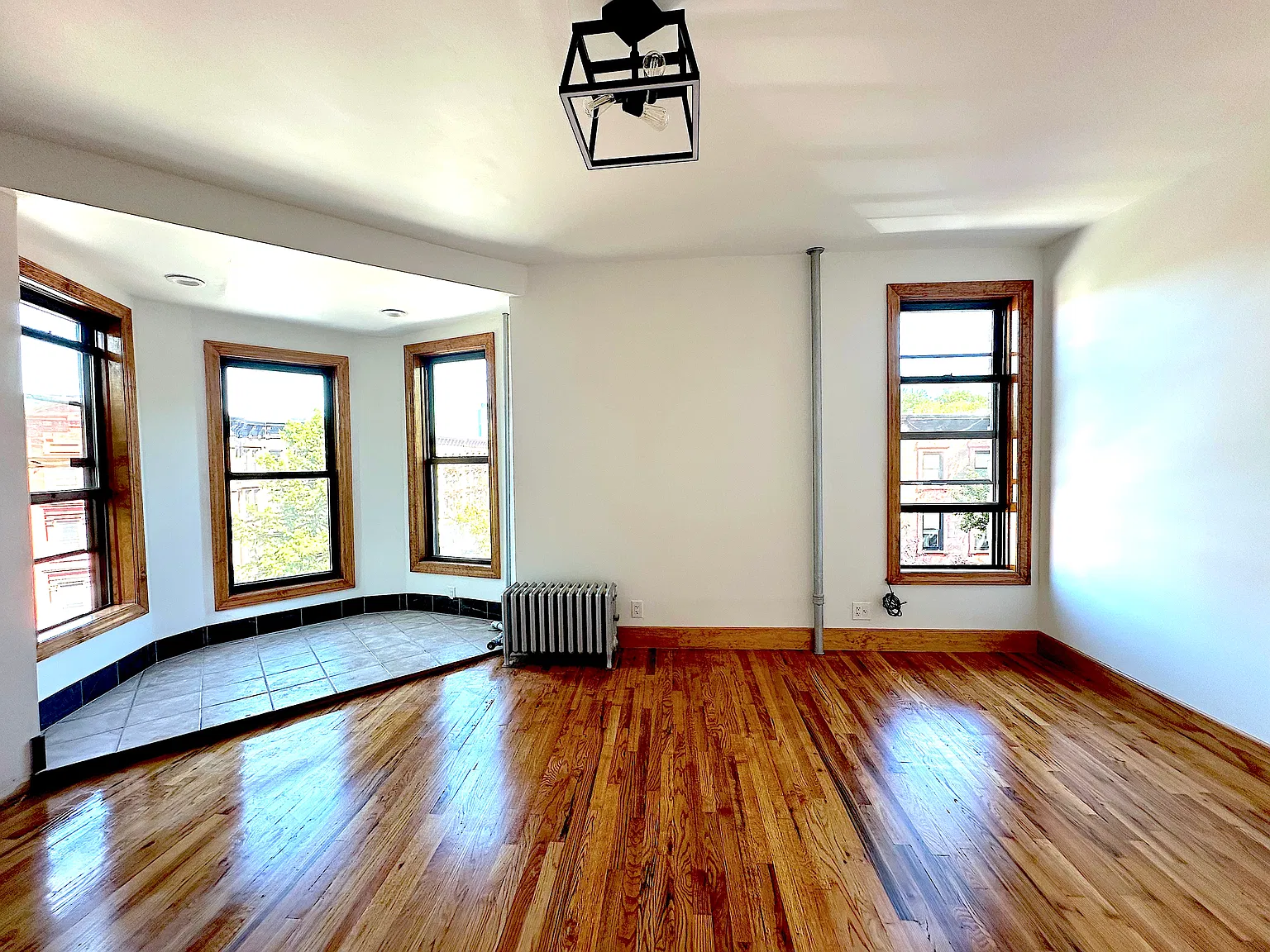 458 First Street — Photo 1