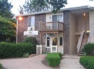 2500-201 Light Rd, Oswego, IL 60543