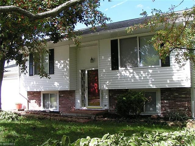 1st image of 891 Revere Cir