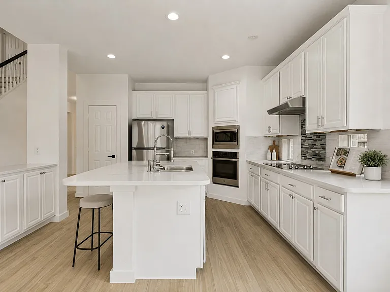 11160 Silver Horn Dr — Photo 23
