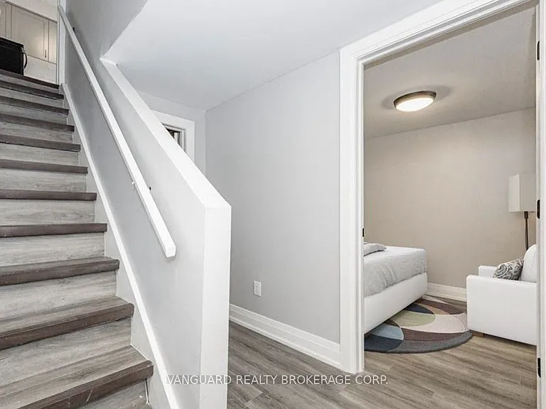 135 Pollock Ave — Photo 17