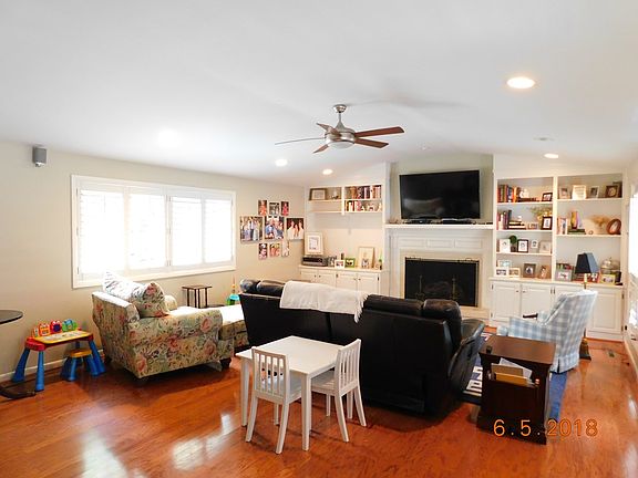 4th image of 2405 Peachtree St