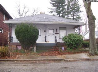 16 Spring St #18, Dennison, OH 44621