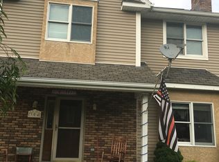 304 E Line St, Olyphant, PA 18447