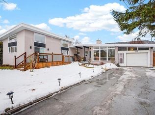 746 Quaker Rd, Pelham, ON L3C 3H4