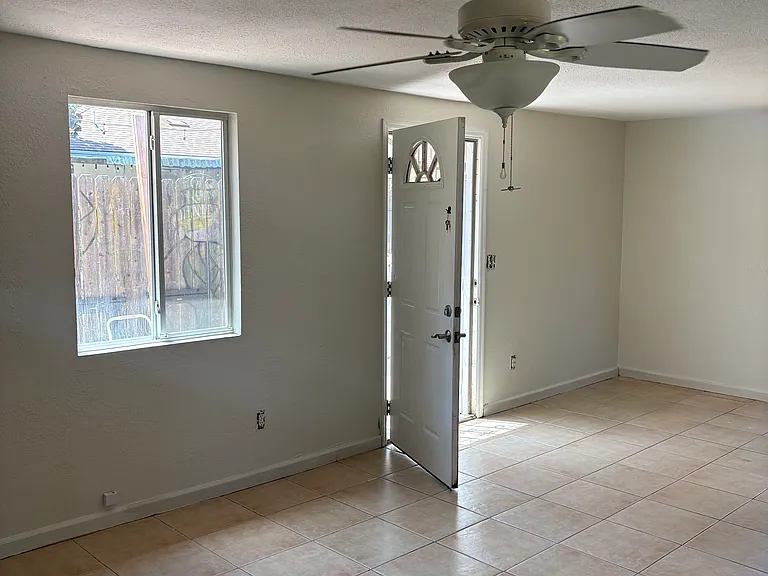 7653 Watson Way #B — Photo 4