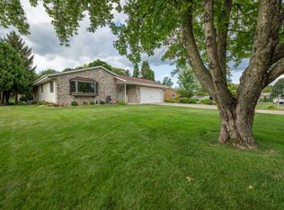 6041 Holly Ln, West Bend, WI 53095