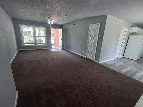 3rd image of 1607 NW 27th St