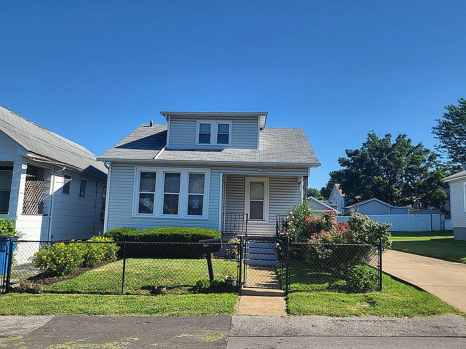1st image of 145 W Loretta Ave