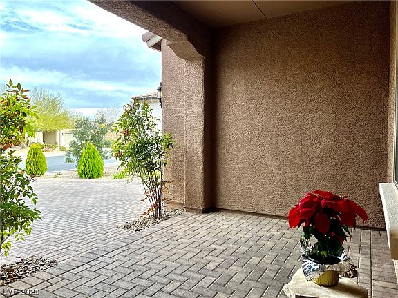 2nd image of 9525 Chandler Springs Ave
