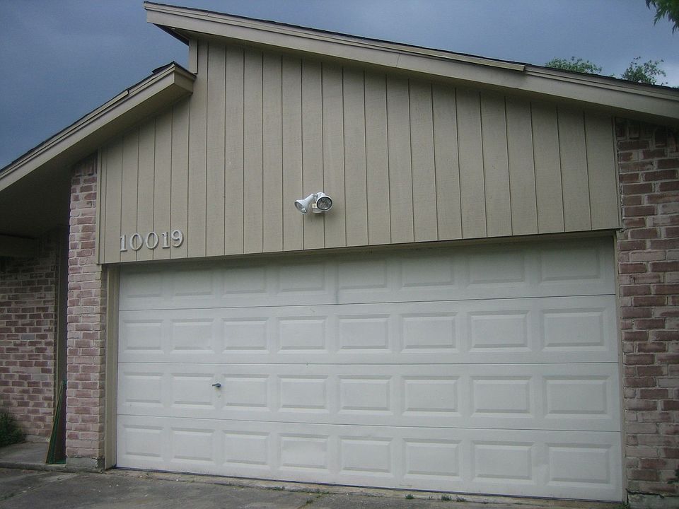 1st image of 10019 Appleridge Dr