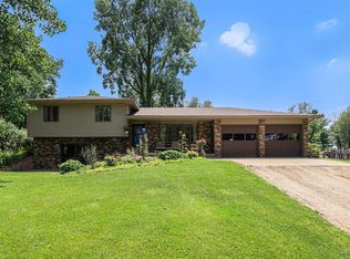 11867 Coveney Rd, Buchanan, MI 49107