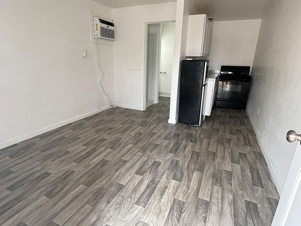 1st image of 120 E 33rd St #33RD120-10