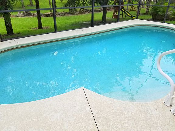 3rd image of 9225 Estero River Cir