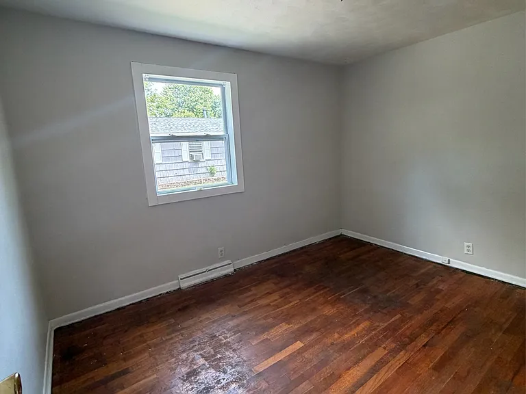 2118 Ferrol St — Photo 11