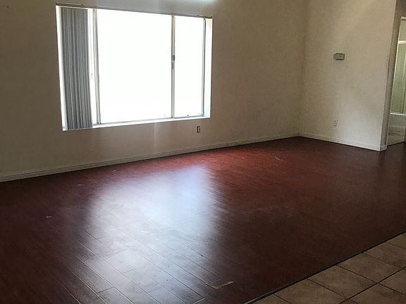 2nd image of 5245 Riverton Ave