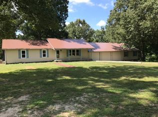 825 Moss Creek Rd, Cedar Grove, TN 38321